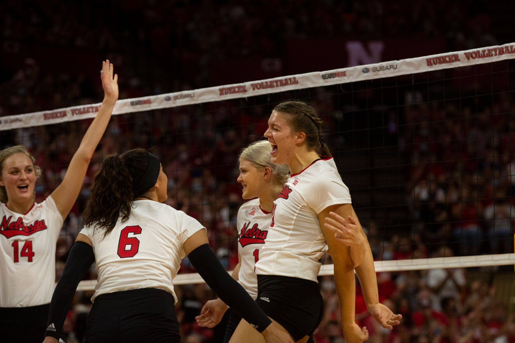 Volleyball vs Louisville Photo No. 11